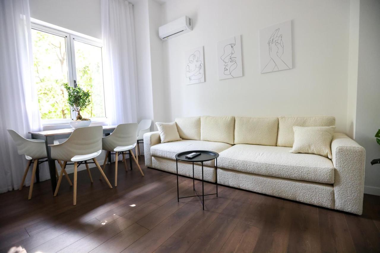 "Middlenest" Central Apartment Tirana Exterior foto